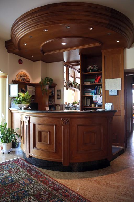 Hotel San Vito Bardolino Luaran gambar