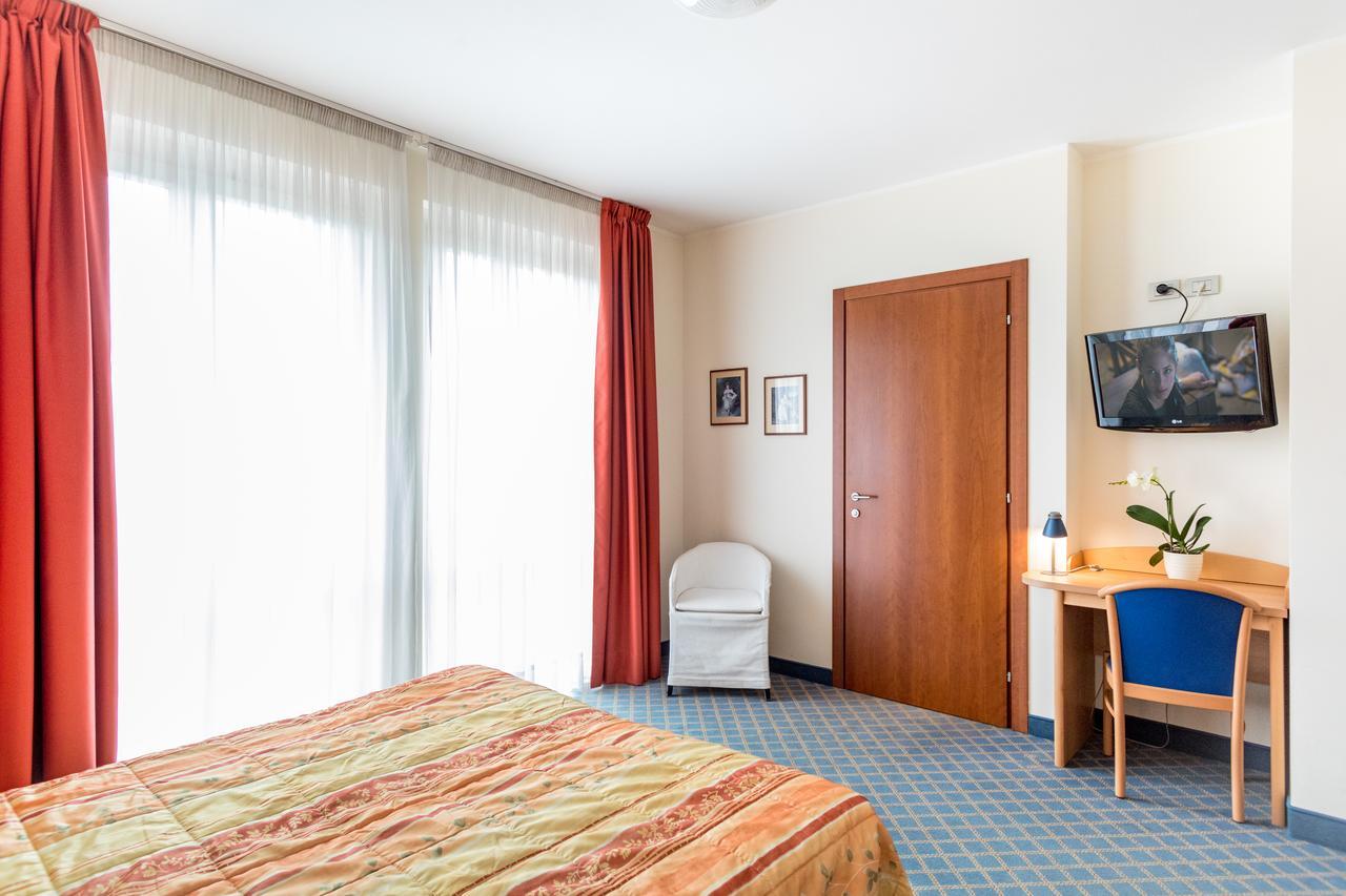 Hotel San Vito Bardolino Luaran gambar