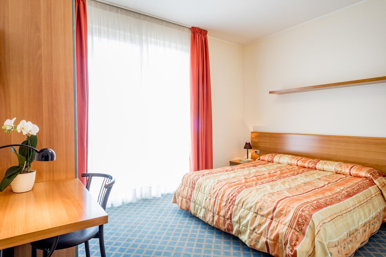 Hotel San Vito Bardolino Luaran gambar