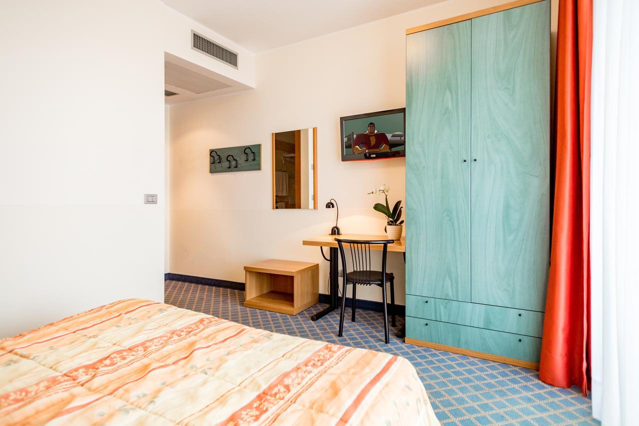 Hotel San Vito Bardolino Luaran gambar