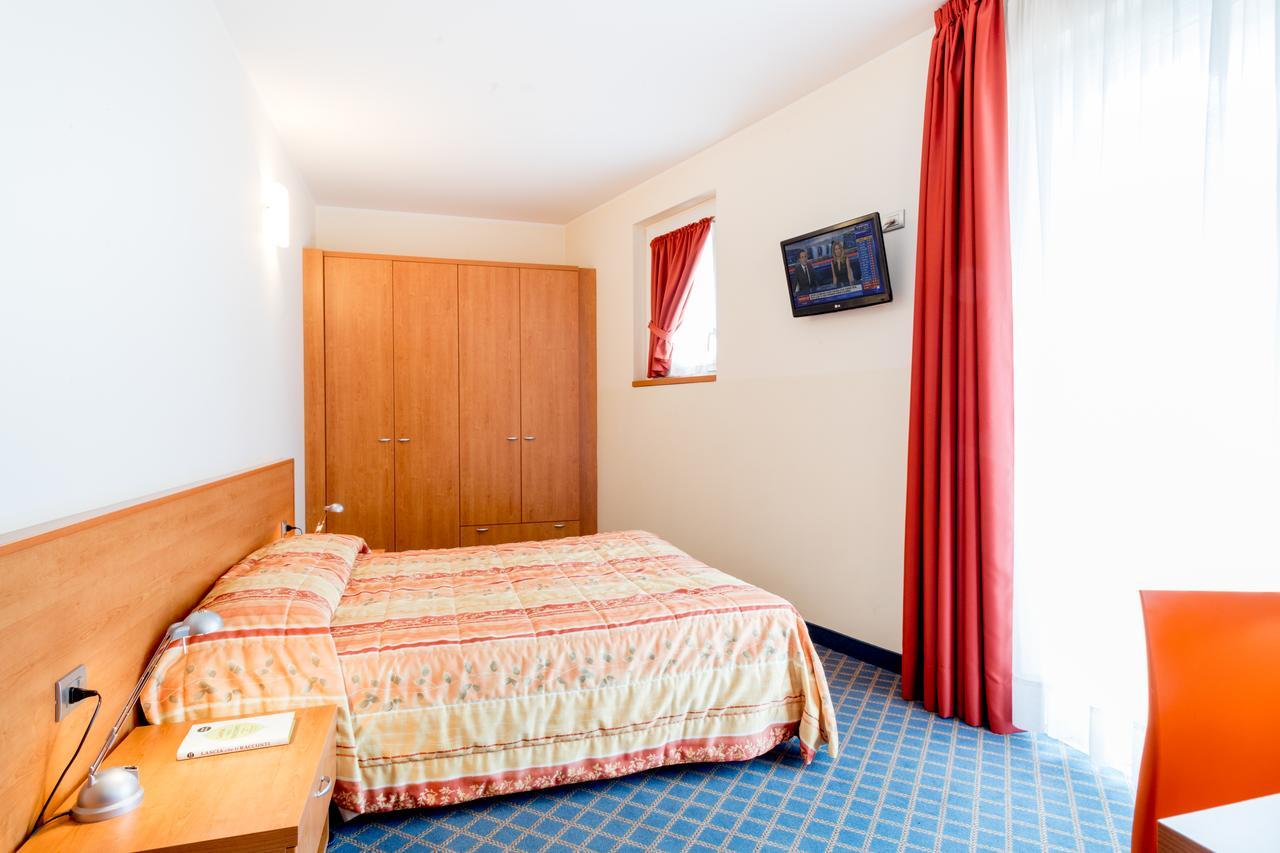 Hotel San Vito Bardolino Luaran gambar