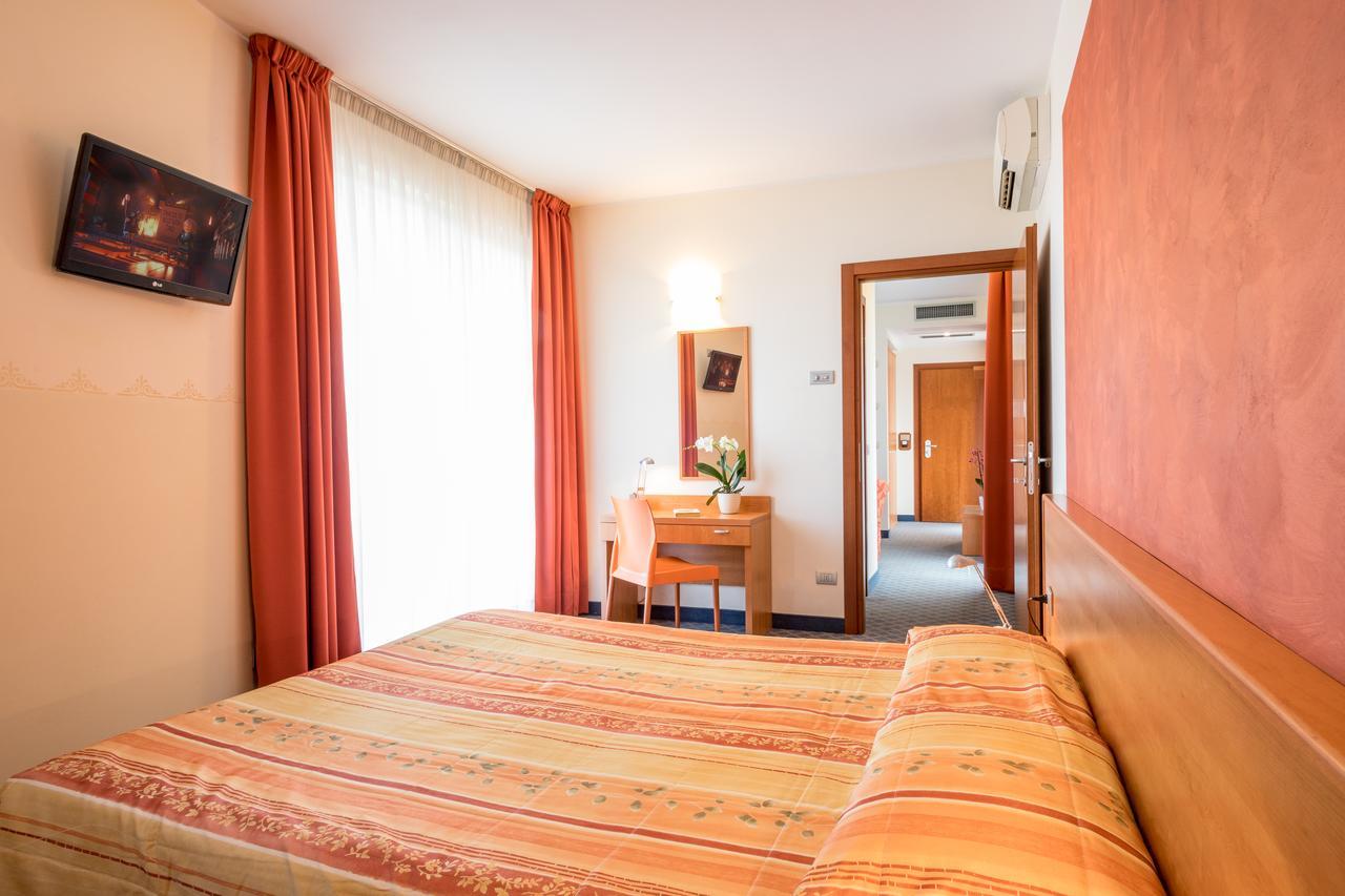 Hotel San Vito Bardolino Luaran gambar